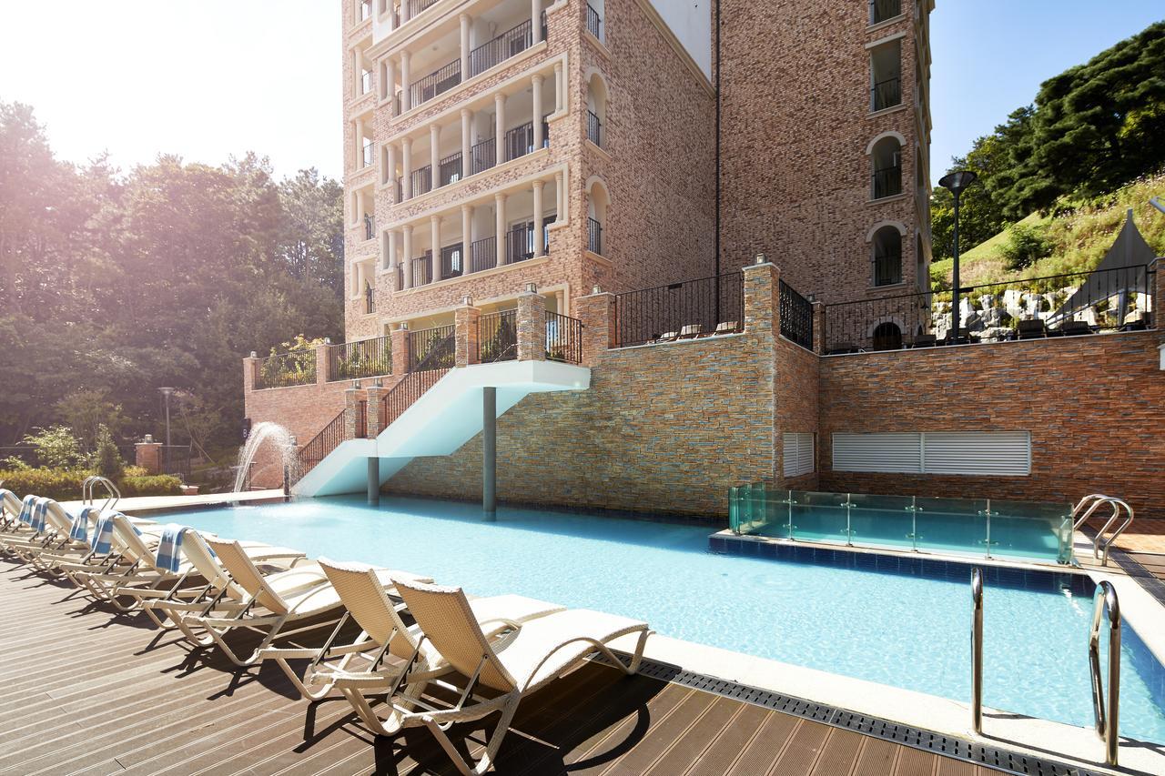 Hotel Thesoom Forest Йонін Екстер'єр фото